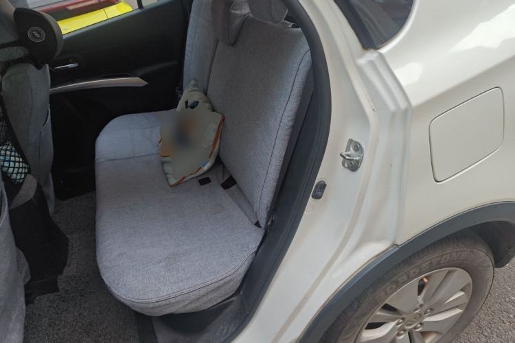 Used Suzuki S-Cross 2014 1.6L CVT Two-Wheel Drive Entry Model Left Rear Seat