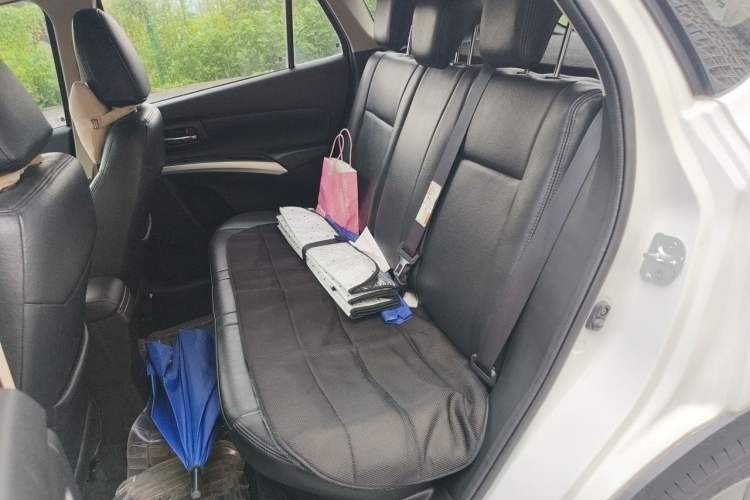 Used Suzuki S-Cross 2014 1.6L CVT Two-Wheel Drive Entry Model Left Rear Seat