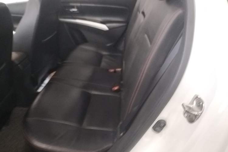 Used Suzuki S-Cross 2014 1.6L CVT Two-Wheel Drive Elite Version Left Rear Seat