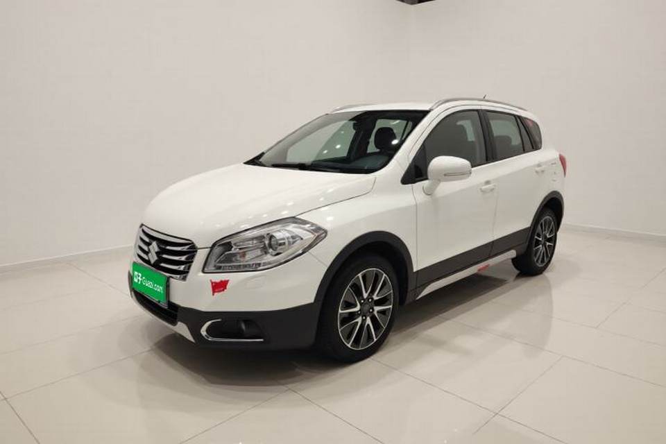 Suzuki S-Cross 2014