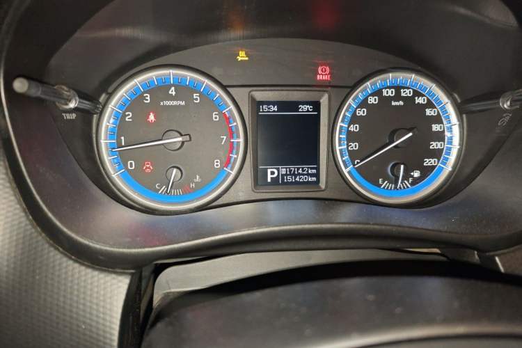 Used Suzuki S-Cross 2014 1.6L CVT Two-Wheel Drive Elite Version Odometer Close Up