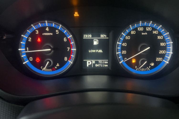 Used Suzuki S-Cross 2014 1.6L CVT Two-Wheel Drive Elite Version Odometer Close Up