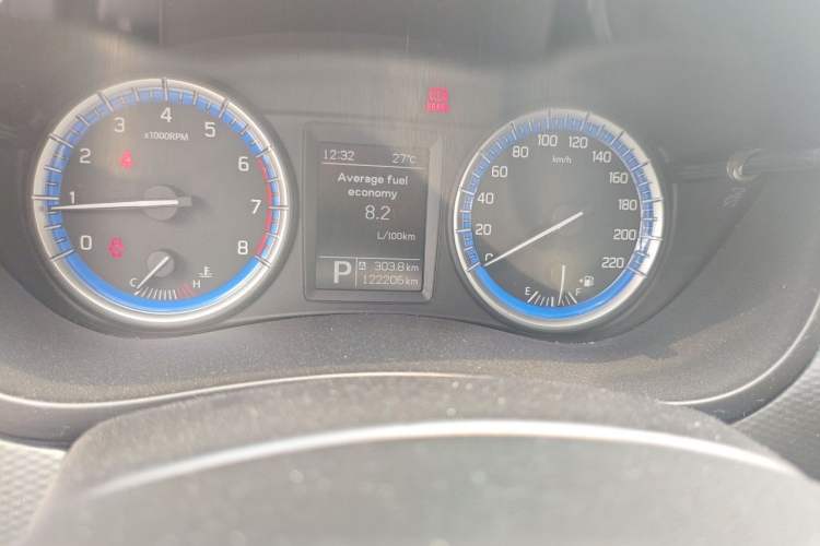 Used Suzuki S-Cross 2014 1.6L CVT Two-Wheel Drive Elite Version Odometer Close Up