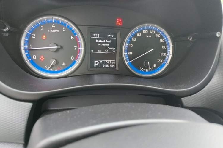 Used Suzuki S-Cross 2014 1.6L CVT Two-Wheel Drive Entry Model Odometer Close Up