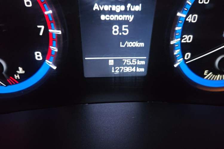 Used Suzuki S-Cross 2014 1.6L Manual Two-Wheel Drive Entry Model Odometer Close Up