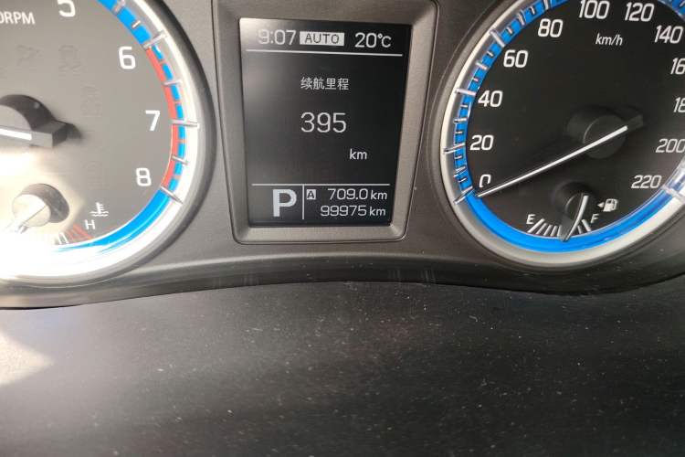 Used Suzuki S-Cross 2014 1.6L CVT Four-Wheel Drive Luxury Version Odometer Close Up
