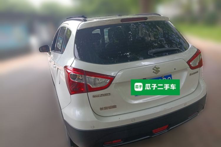 Used Suzuki S-Cross 2014 1.6L CVT Two-Wheel Drive Entry Model Rear Left 45 Deg