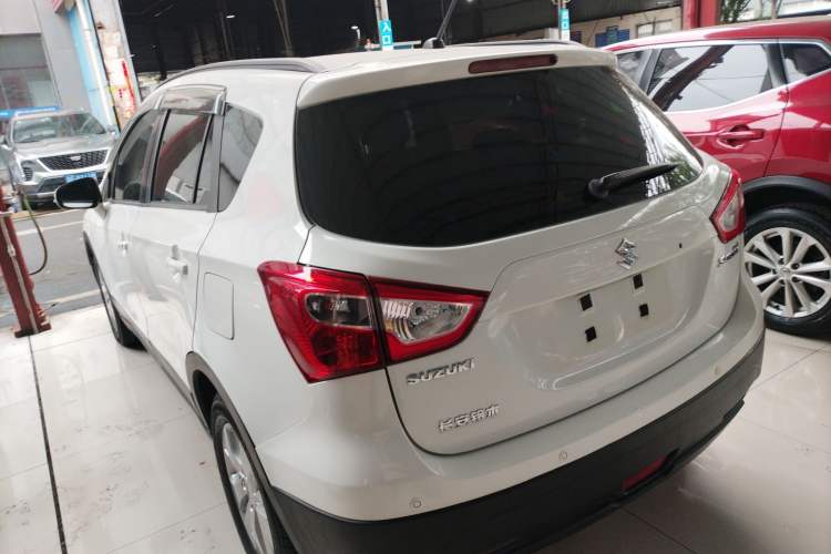 Used Suzuki S-Cross 2014 1.6L CVT Two-Wheel Drive Entry Model Rear Left 45 Deg