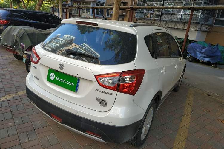 Used Suzuki S-Cross 2014 1.6L CVT Two-Wheel Drive Elite Version Rear Right 45 Deg