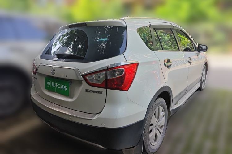 Used Suzuki S-Cross 2014 1.6L CVT Two-Wheel Drive Elite Version Rear Right 45 Deg