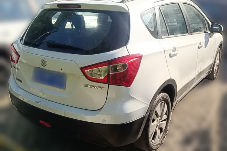Used Suzuki S-Cross 2014 1.6L CVT Two-Wheel Drive Entry Model Rear Right 45 Deg