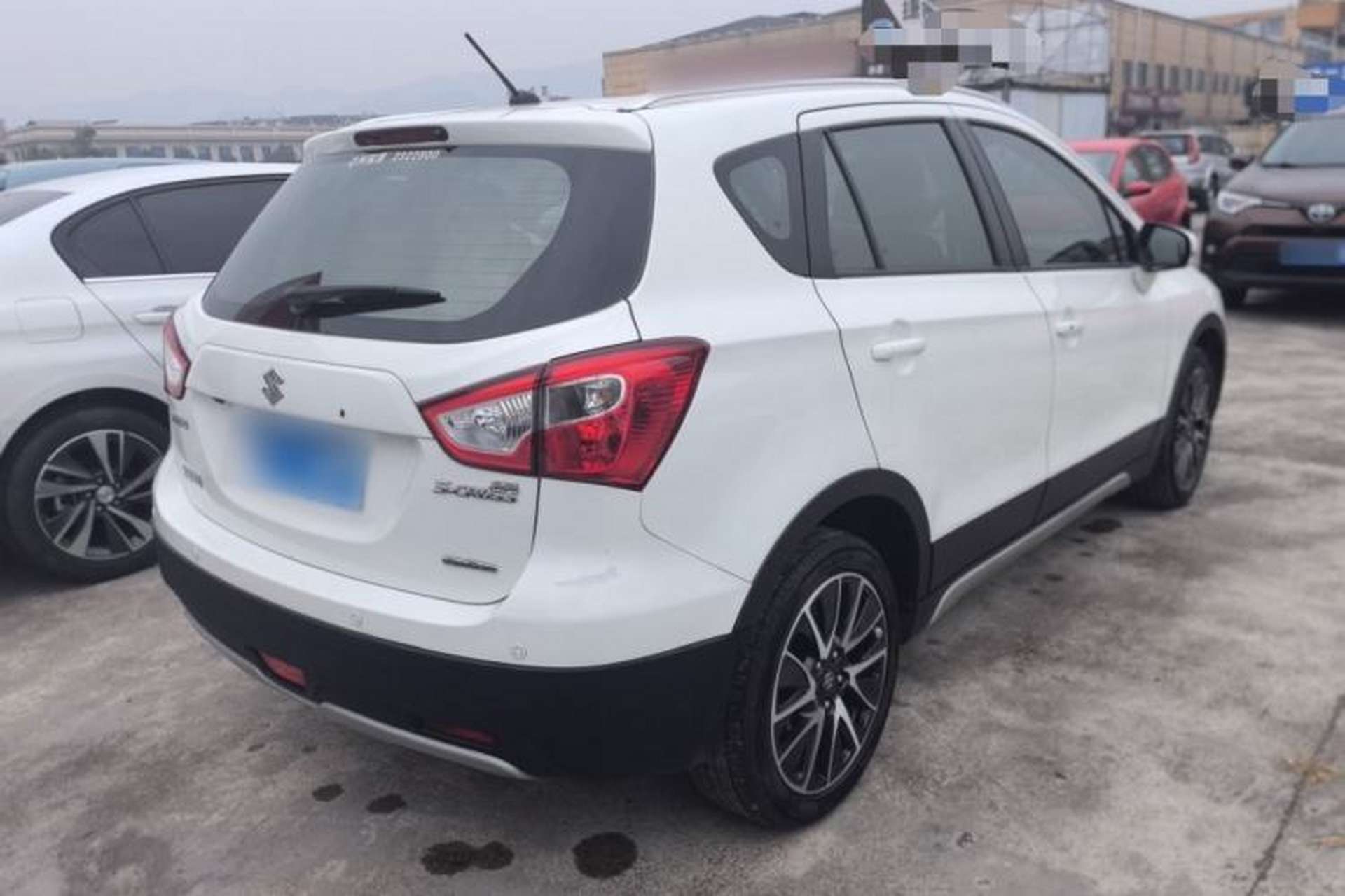 Used Suzuki S-Cross 2014 1.6L CVT Four-Wheel Drive Luxury Version Rear Right 45 Deg