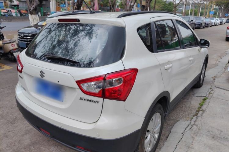 Used Suzuki S-Cross 2014 1.6L CVT Two-Wheel Drive Entry Model Rear Right 45 Deg
