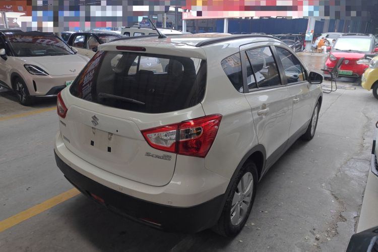 Used Suzuki S-Cross 2014 1.6L CVT Two-Wheel Drive Entry Model Rear Right 45 Deg