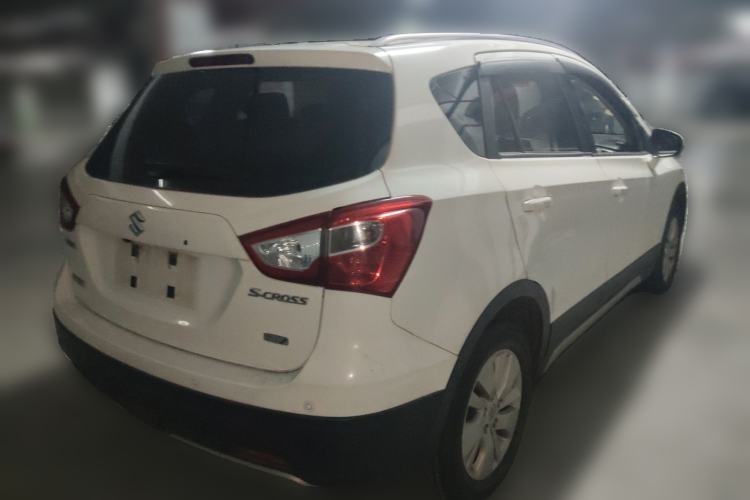 Used Suzuki S-Cross 2014 1.6L Manual Two-Wheel Drive Elite Model Rear Right 45 Deg