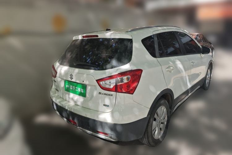 Used Suzuki S-Cross 2014 1.6L Manual Two-Wheel Drive Elite Model Rear Right 45 Deg