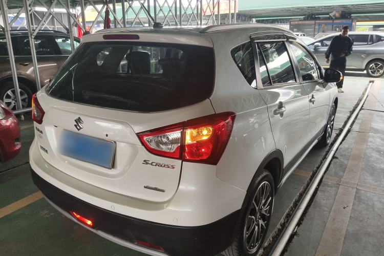 Used Suzuki S-Cross 2014 1.6L CVT Four-Wheel Drive Luxury Version Rear Right 45 Deg