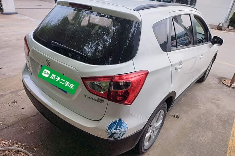 Used Suzuki S-Cross 2014 1.6L CVT Two-Wheel Drive Entry Model Rear Right 45 Deg