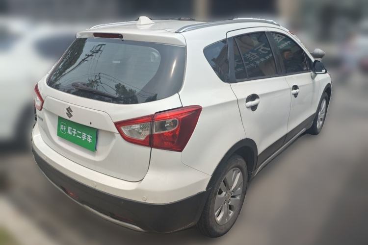 Used Suzuki S-Cross 2014 1.6L CVT Two-Wheel Drive Elite Version Rear Right 45 Deg
