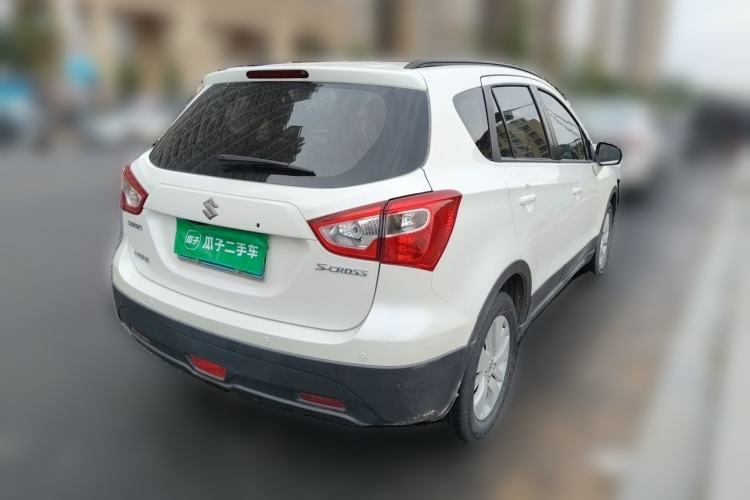 Used Suzuki S-Cross 2014 1.6L CVT Two-Wheel Drive Entry Model Rear Right 45 Deg