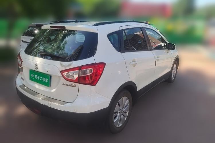 Used Suzuki S-Cross 2014 1.6L CVT Two-Wheel Drive Entry Model Rear Right 45 Deg