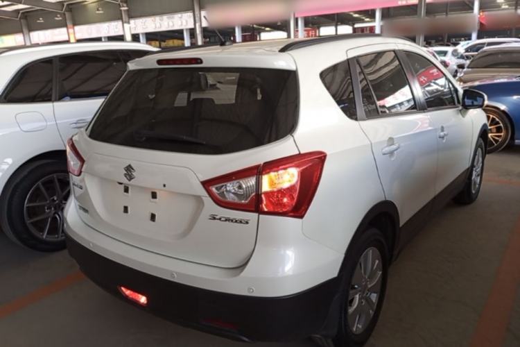 Used Suzuki S-Cross 2014 1.6L Manual Two-Wheel Drive Entry Model Rear Right 45 Deg