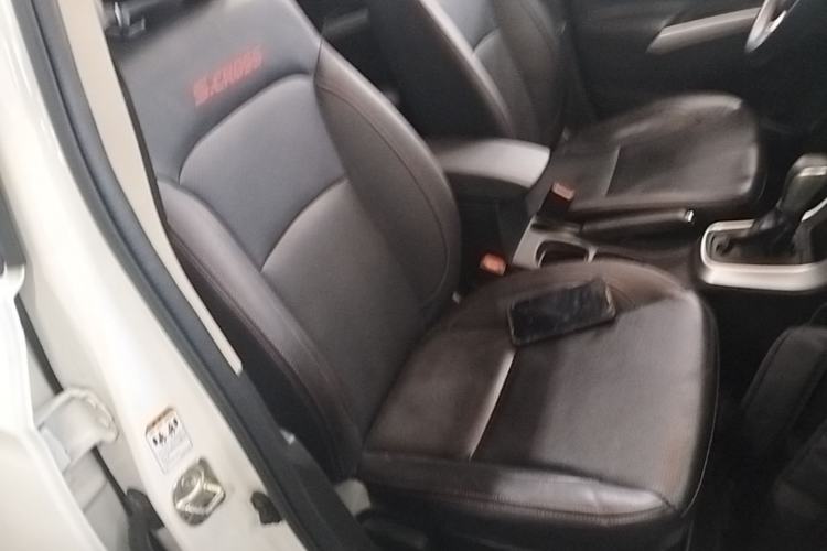 Used Suzuki S-Cross 2014 1.6L CVT Two-Wheel Drive Elite Version Right Front Seat