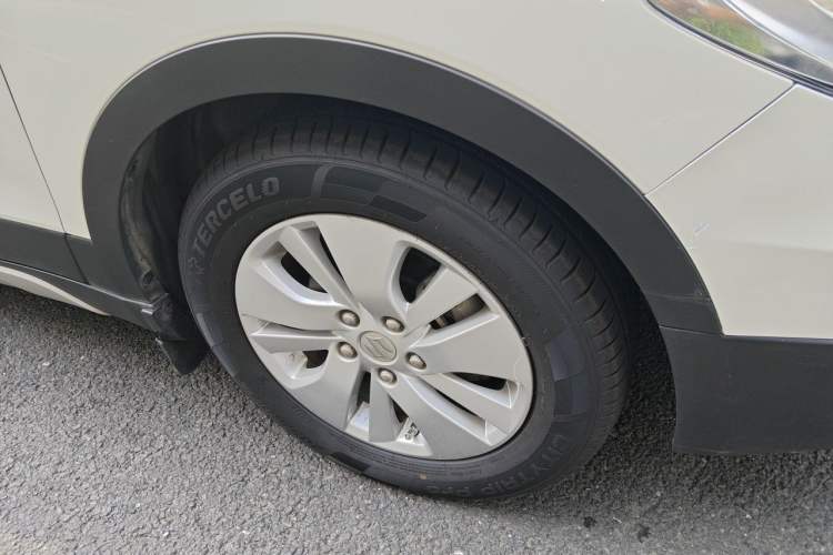 Used Suzuki S-Cross 2014 1.6L CVT Two-Wheel Drive Elite Version Right Front Wheel Hub
