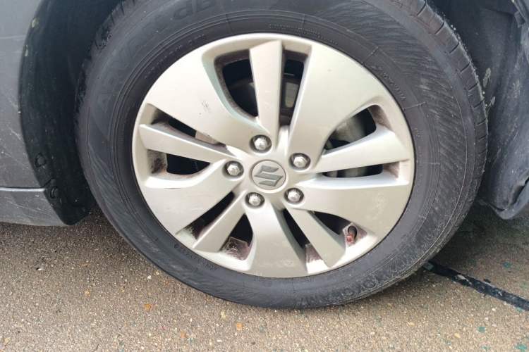 Used Suzuki S-Cross 2014 1.6L CVT Two-Wheel Drive Elite Version Right Front Wheel Hub