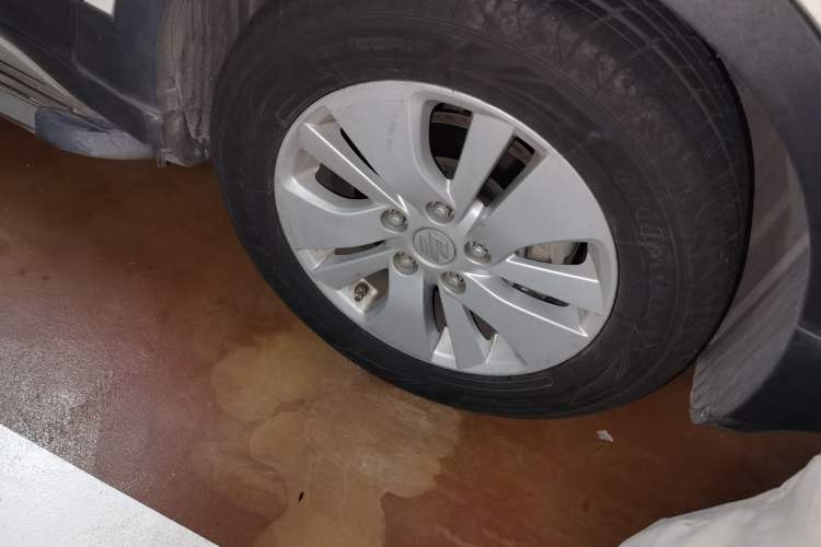 Used Suzuki S-Cross 2014 1.6L CVT Two-Wheel Drive Elite Version Right Front Wheel Hub