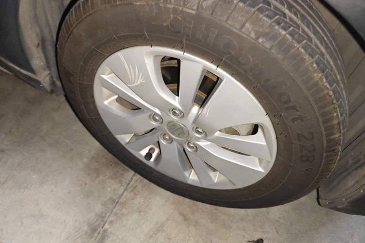 Used Suzuki S-Cross 2014 1.6L CVT Two-Wheel Drive Elite Version Right Front Wheel Hub