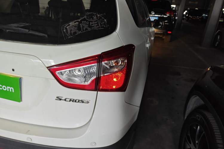 Used Suzuki S-Cross 2014 1.6L CVT Two-Wheel Drive Entry Model Right Rear Taillight