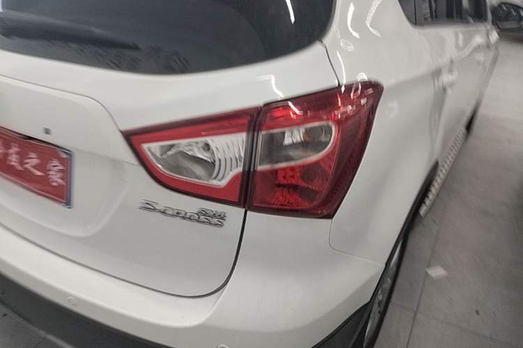 Used Suzuki S-Cross 2014 1.6L CVT Two-Wheel Drive Elite Version Right Rear Taillight