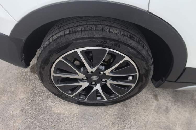 Used Suzuki S-Cross 2014 1.6L CVT Four-Wheel Drive Luxury Version Right Rear Wheel Hub