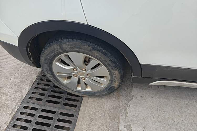 Used Suzuki S-Cross 2014 1.6L CVT Two-Wheel Drive Elite Version Right Rear Wheel Hub