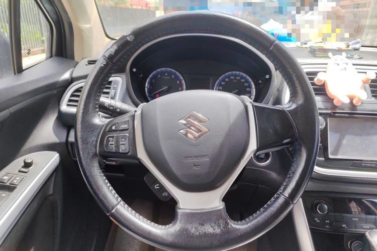 Used Suzuki S-Cross 2014 1.6L CVT Two-Wheel Drive Elite Version Steering Wheel