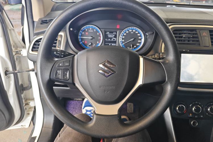Used Suzuki S-Cross 2014 1.6L Manual Two-Wheel Drive Entry Model Steering Wheel