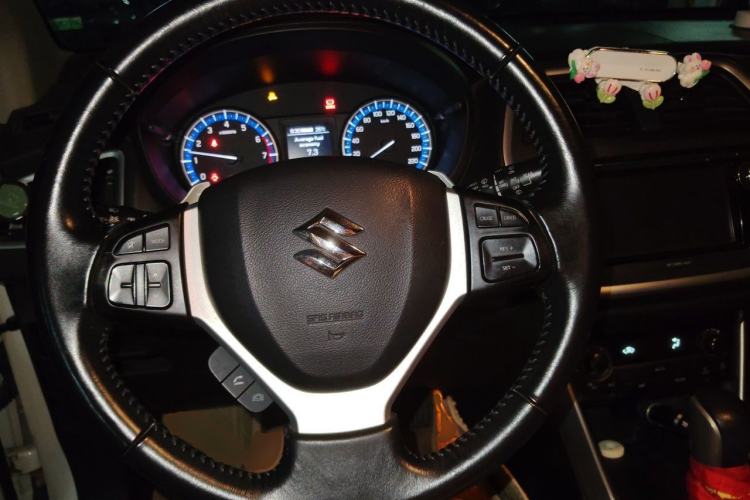 Used Suzuki S-Cross 2014 1.6L CVT Four-Wheel Drive Luxury Version Steering Wheel