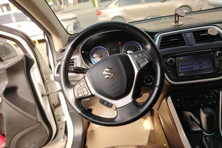 Used Suzuki S-Cross 2014 1.6L CVT Four-Wheel Drive Luxury Version Steering Wheel