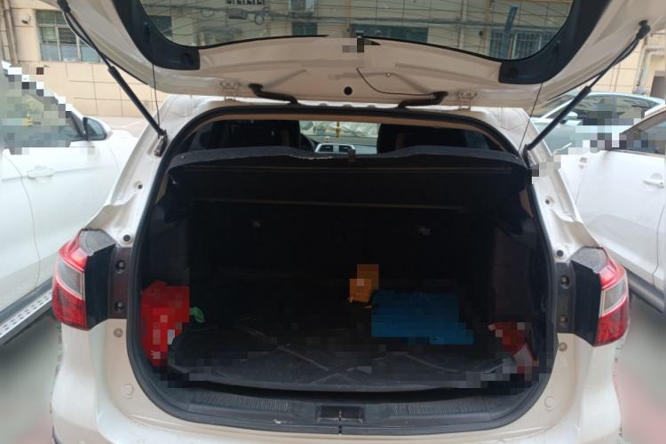 Used Suzuki S-Cross 2014 1.6L Manual Two-Wheel Drive Entry Model Trunk
