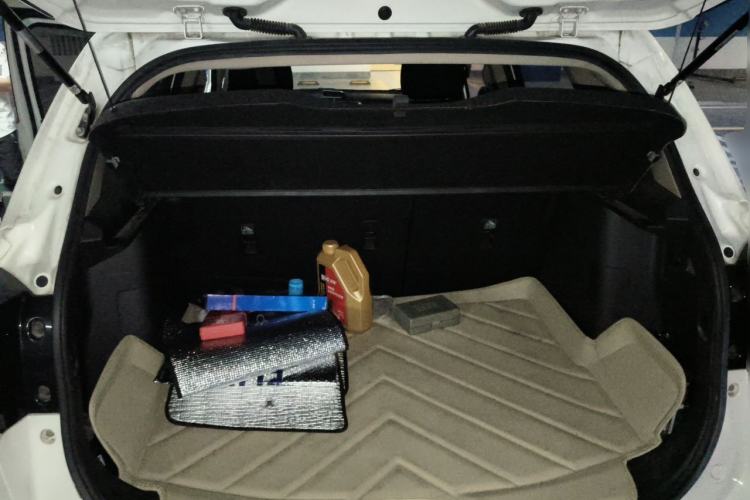 Used Suzuki S-Cross 2014 1.6L Manual Two-Wheel Drive Entry Model Trunk