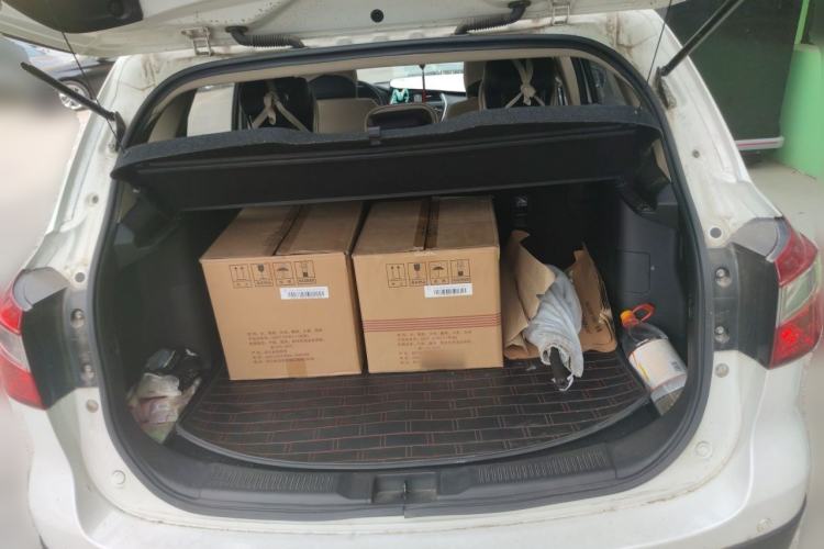 Used Suzuki S-Cross 2014 1.6L Manual Two-Wheel Drive Elite Model Trunk