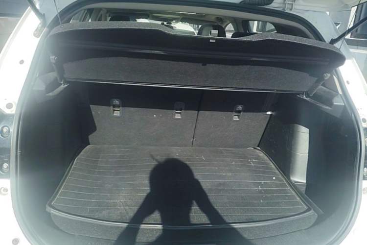 Used Suzuki S-Cross 2014 1.6L CVT Four-Wheel Drive Luxury Version Trunk