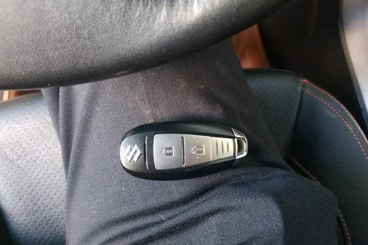 Used Suzuki S-Cross 2014 1.6L CVT Two-Wheel Drive Elite Version Vehicle Key