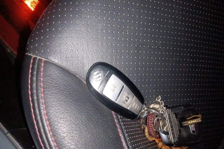 Used Suzuki S-Cross 2014 1.6L CVT Two-Wheel Drive Elite Version Vehicle Key