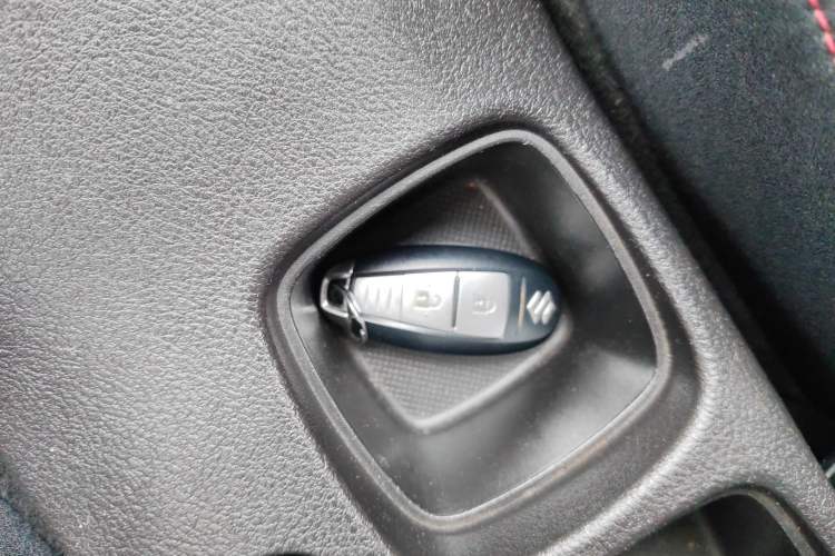 Used Suzuki S-Cross 2014 1.6L CVT Two-Wheel Drive Entry Model Vehicle Key