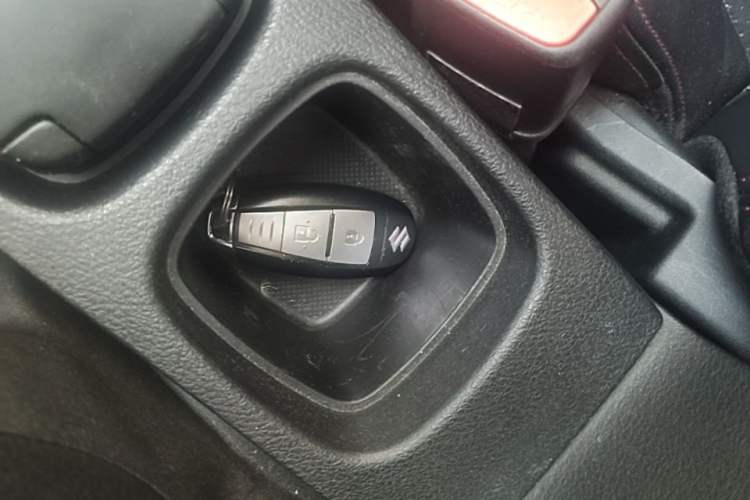 Used Suzuki S-Cross 2014 1.6L CVT Four-Wheel Drive Luxury Version Vehicle Key