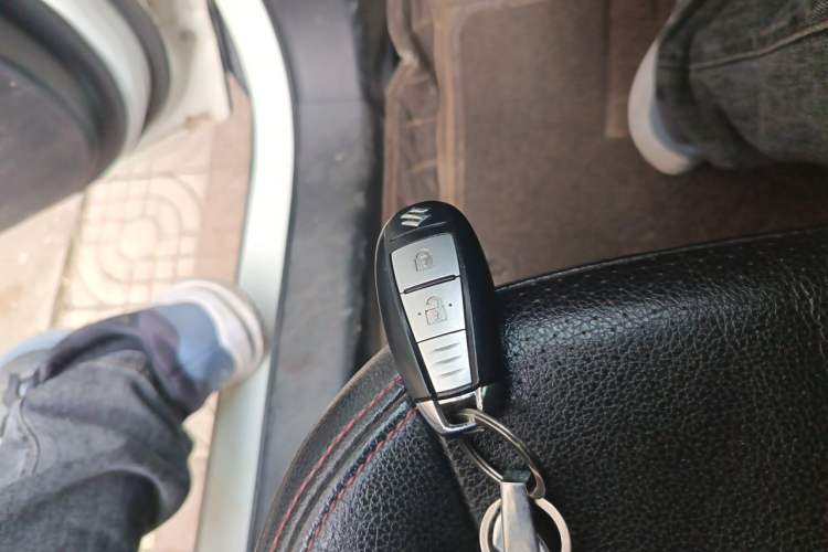 Used Suzuki S-Cross 2014 1.6L CVT Two-Wheel Drive Elite Version Vehicle Key