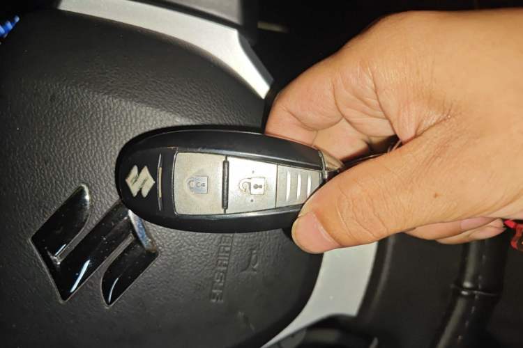 Used Suzuki S-Cross 2014 1.6L CVT Four-Wheel Drive Luxury Version Vehicle Key