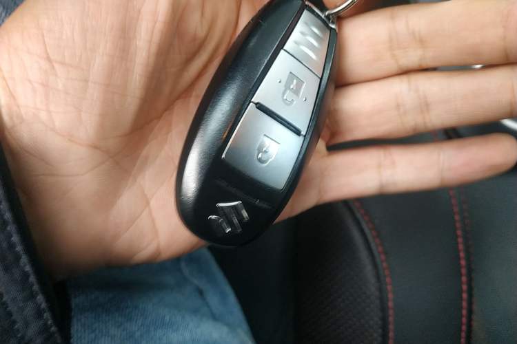 Used Suzuki S-Cross 2014 1.6L CVT Two-Wheel Drive Elite Version Vehicle Key